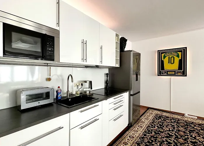 Friesenwall Apartment