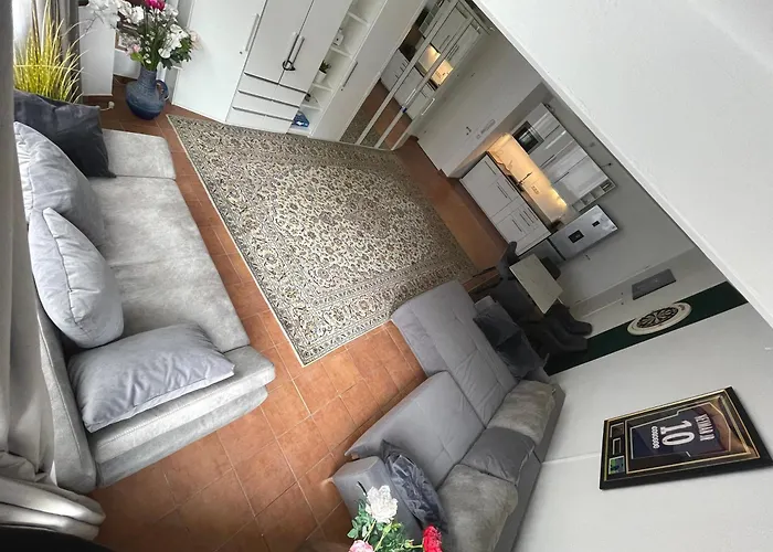 Friesenwall Apartment