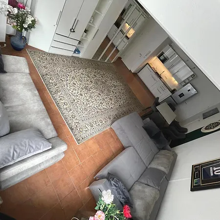 Friesenwall Apartment